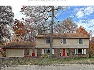 30 Brittany Woods, Charleston, WV 25314