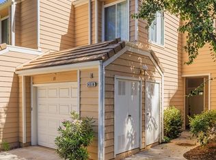 24518 McBean Pkwy APT 33, Santa Clarita, CA 91355