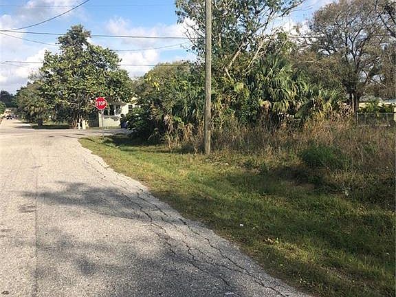4th image of 410 New York Dr