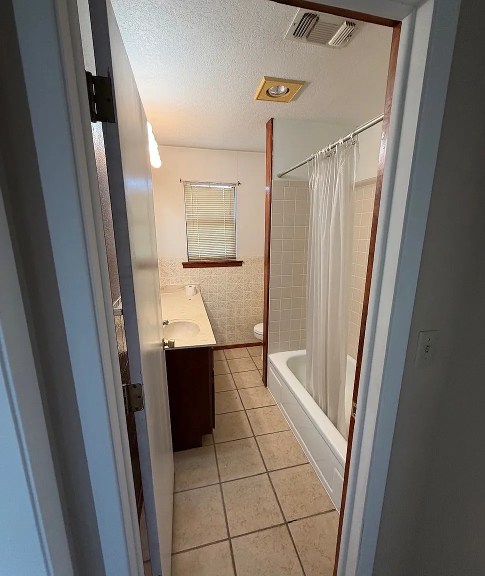 806 22nd Street - 1 — Photo 1
