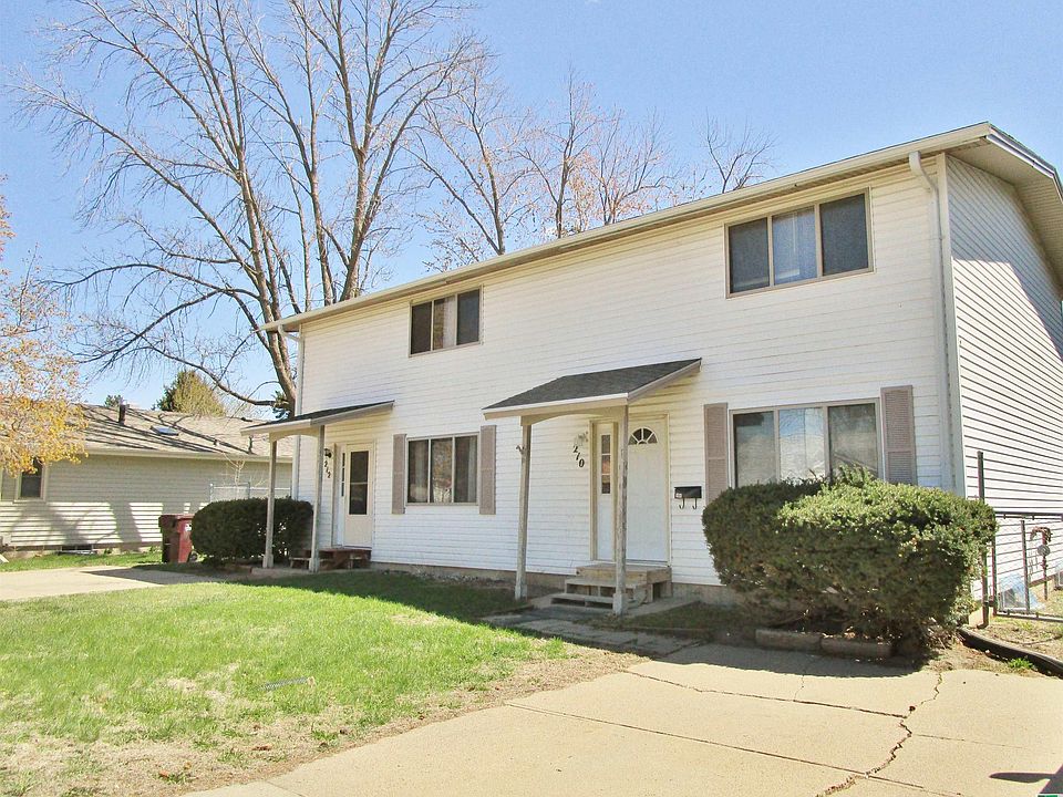 1st image of 210-212 E 34th St