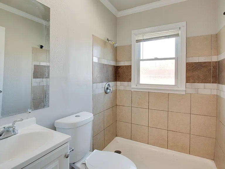 1715 Chester St NW — Photo 10