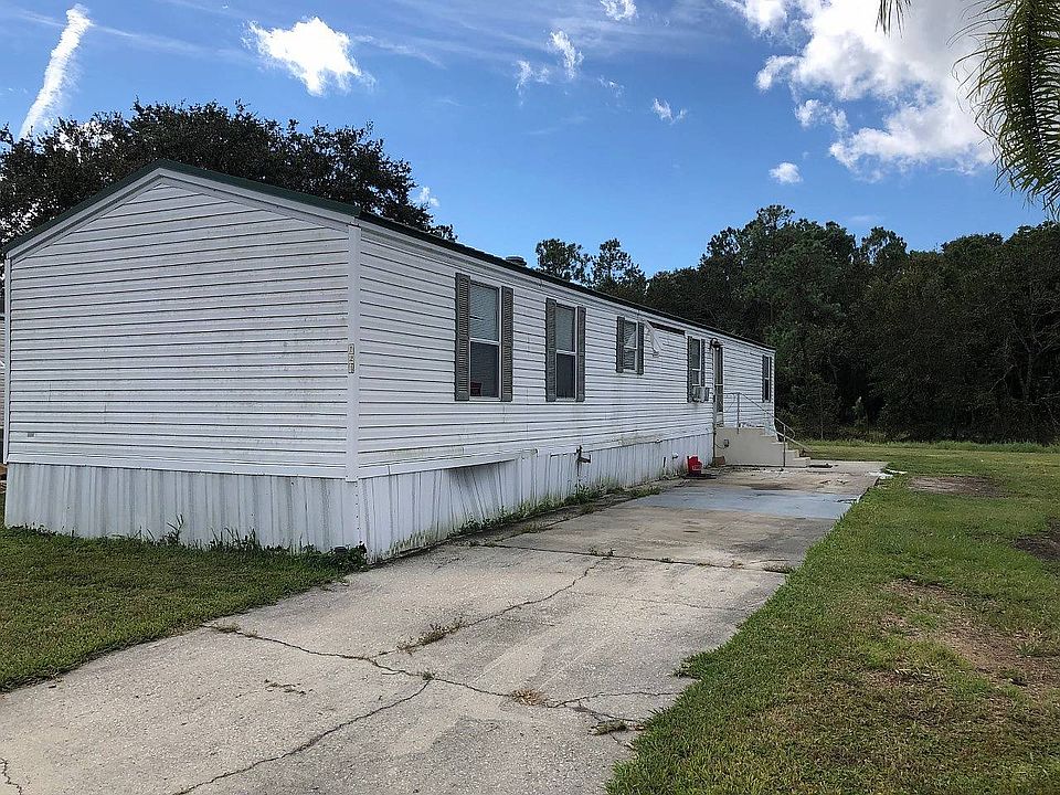 1st image of 252 Lakeside Dr #124