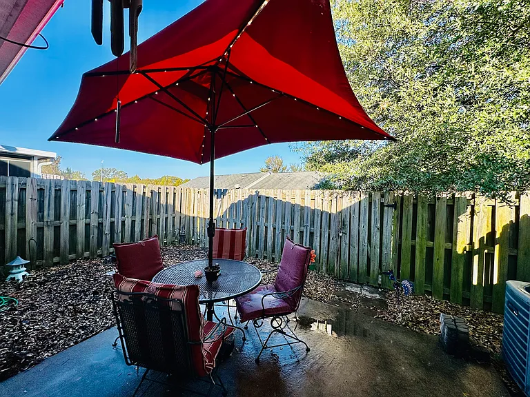 161 Haley Dr — Photo 6