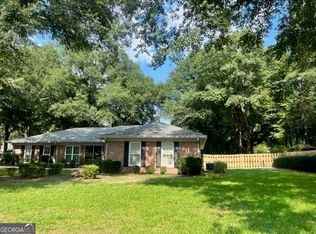 127 Shadowood Dr, Warner Robins, GA
