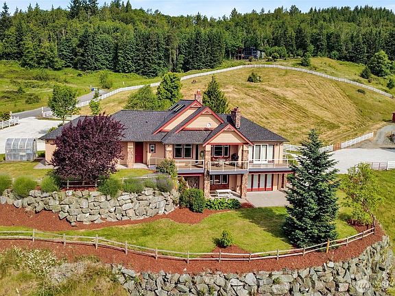 3rd image of 18077 Fox Hollow Lane