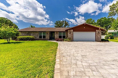 8 Stafford Cir Photo 1