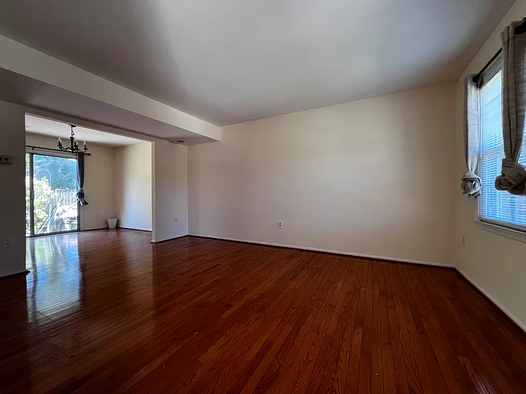 25 Marwood Ct — Photo 4