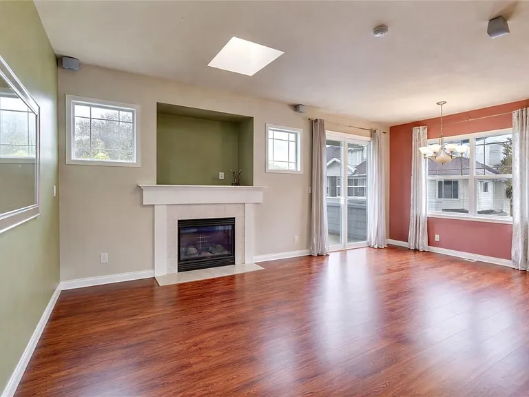 18860 NE 63rd Way #102 — Photo 5