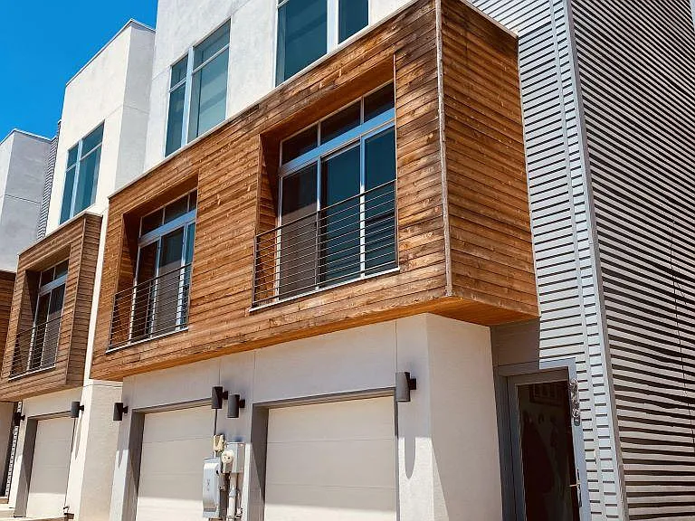 946 E Josephine St — Photo 1