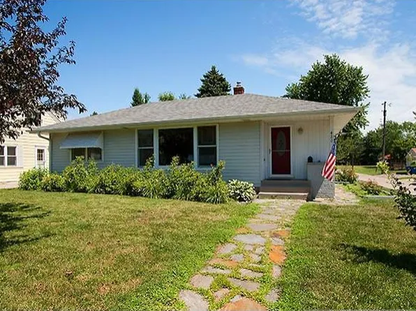 420 13th Ave N, South Saint Paul, MN 55075