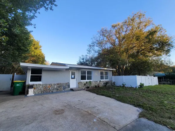 2553 Pine Ave, Mims, FL 32754