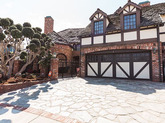 4th image of 3094 Bayshore Dr