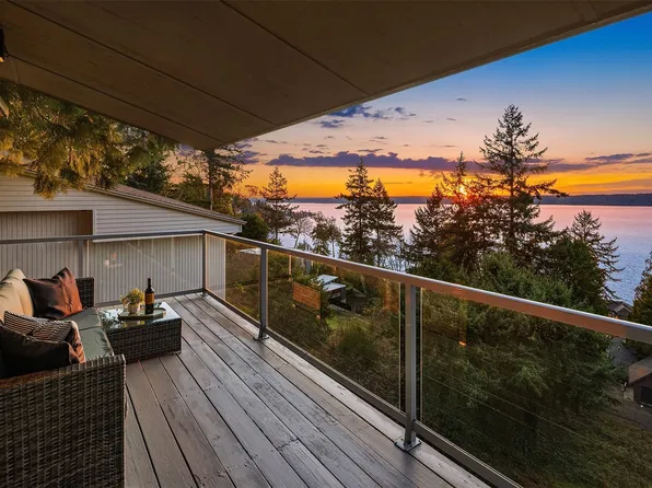 15733 25th Avenue SW, Burien, WA 98166