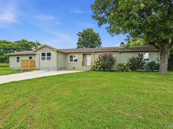 42 1st Ave E, Grant, AL 35747
