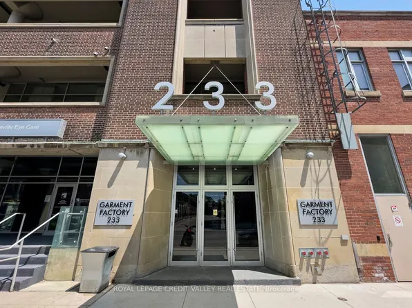 233 Carlaw Ave #816, Toronto, ON M4M 3N6