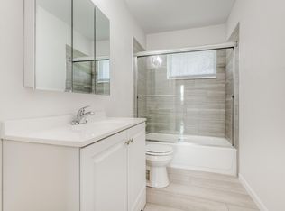 700 Pine St, Hurst, TX 76053