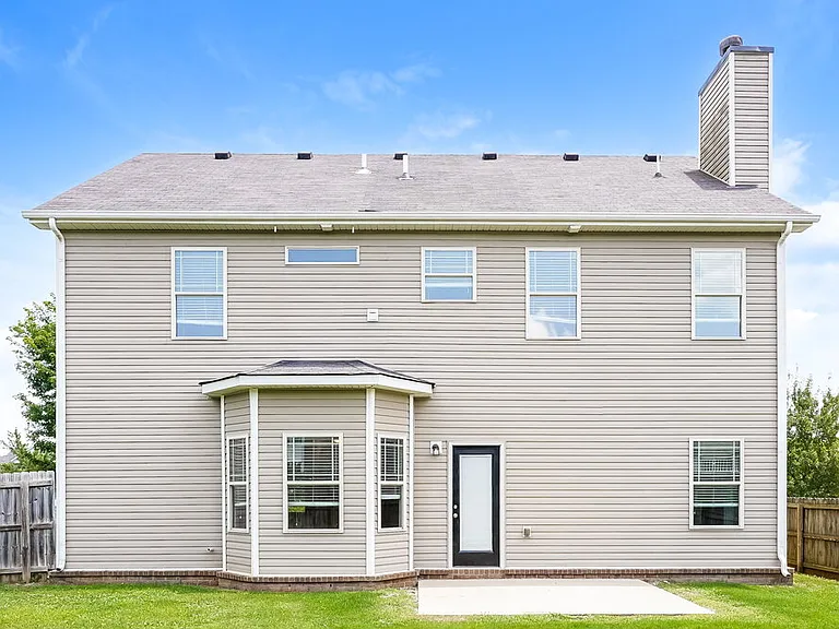 8005 Lakota Ct — Photo 17