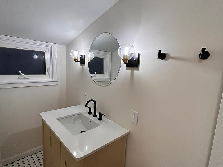 114 Ashland Ave #5 — Photo 15