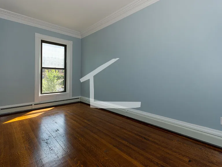 12 Bay State Rd #4 — Photo 2