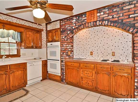4th image of 3220 Bonny View Dr