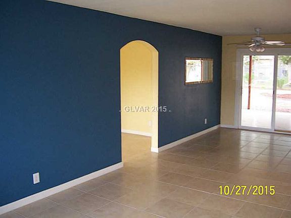 3rd image of 1112 Leonard Ave
