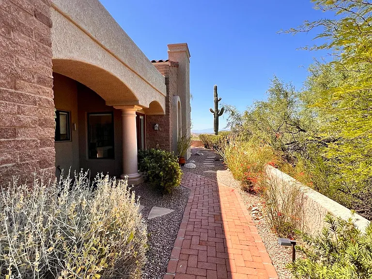 7300 E Calle Alba Serena — Photo 3
