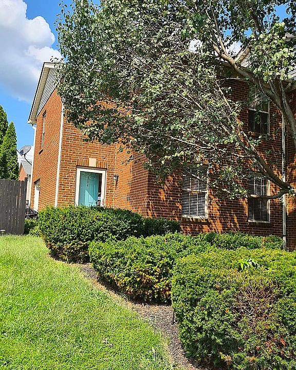 1st image of 304 Mary Rose Ln