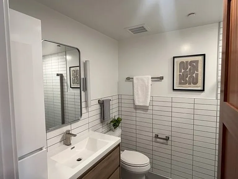 950 Spruce St #2B — Photo 6
