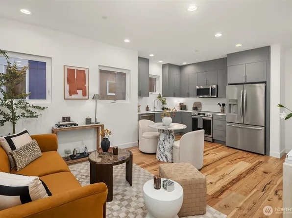 1827 14th Avenue #B, Seattle, WA 98122