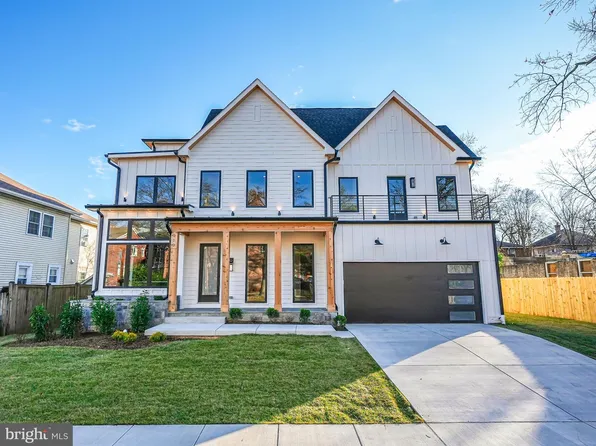 919 N Edgewood St, Arlington, VA 22201