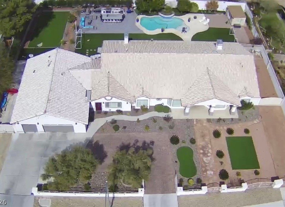 1st image of 8460 W Ann Rd