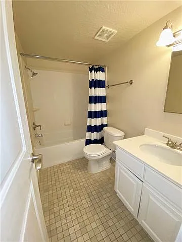 3805 Houma Blvd #B201 — Photo 12
