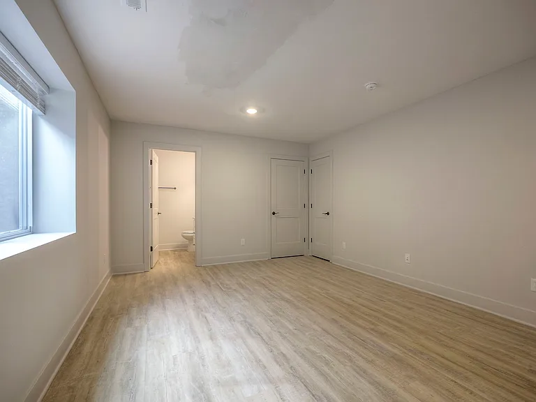 22923 W 72nd Ter — Photo 21