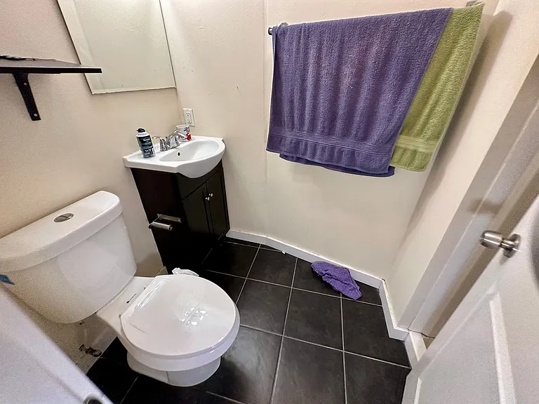 4442 Cresson St — Photo 36