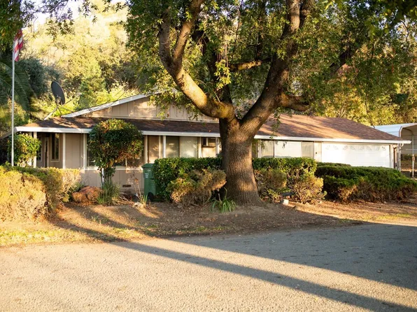 2831 Bender Dr, Lucerne, CA 95458