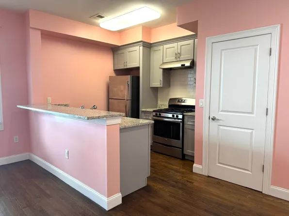 16 Fisk Street image 2 of 9