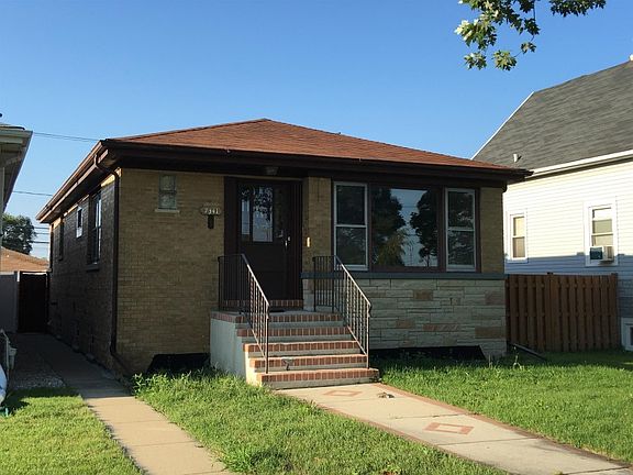 2nd image of 7341 W Montrose Ave