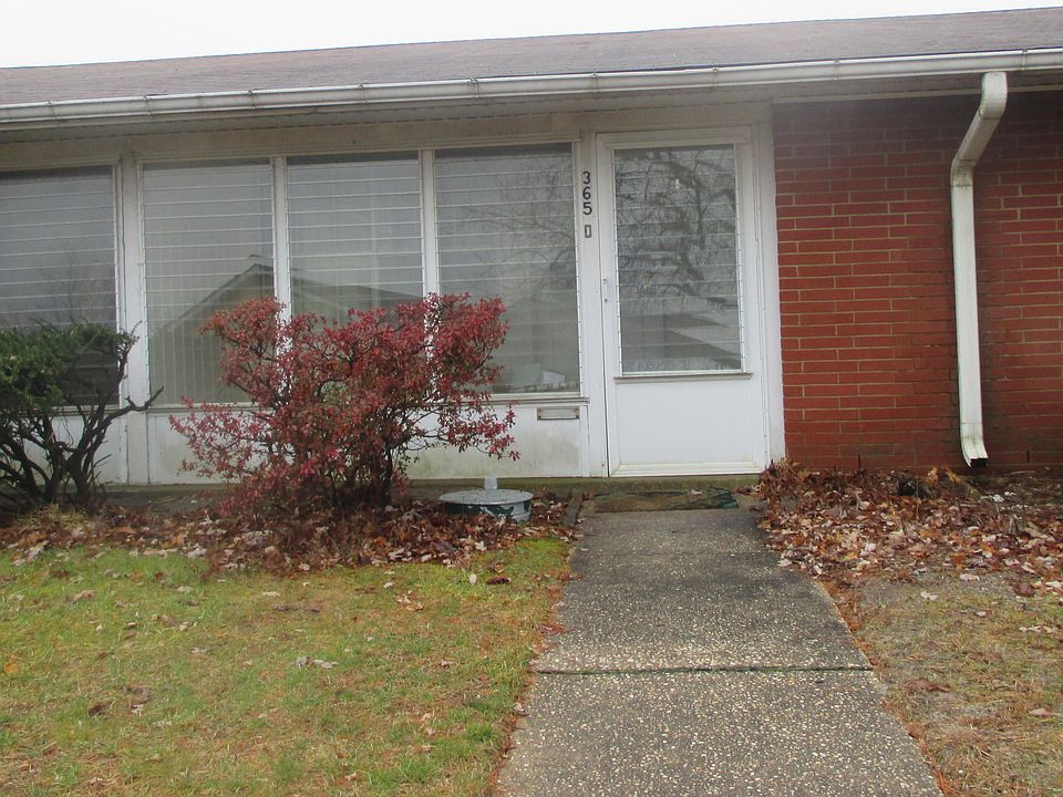 1st image of 365D Chesterfield Ct #1004