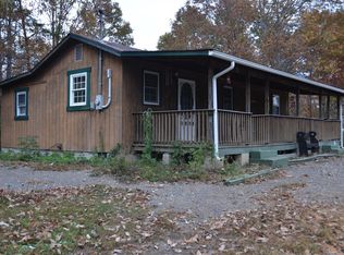 123 Bates Ln, Irvine, KY 40336