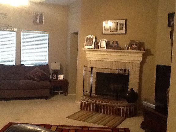 2nd image of 1105 E Park Dr