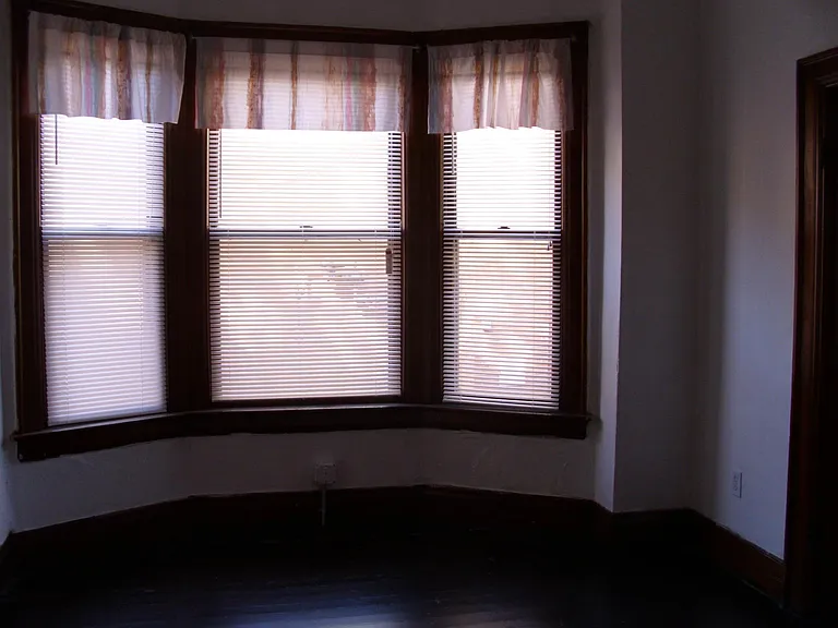 820 Macon Ave — Photo 10