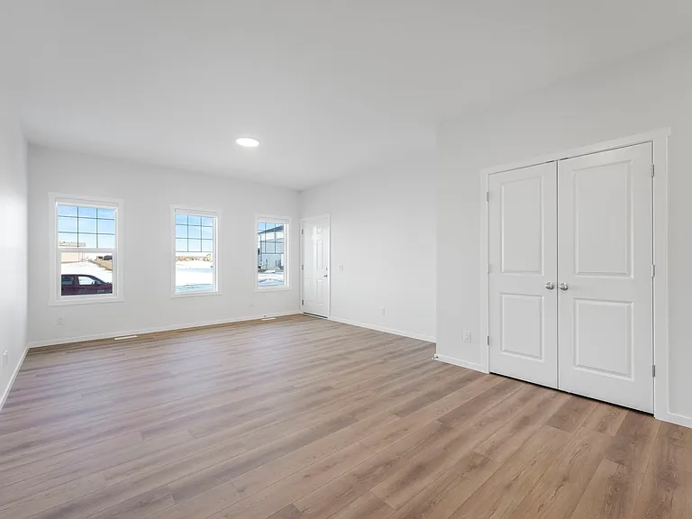 545 Black Stone Blvd — Photo 6