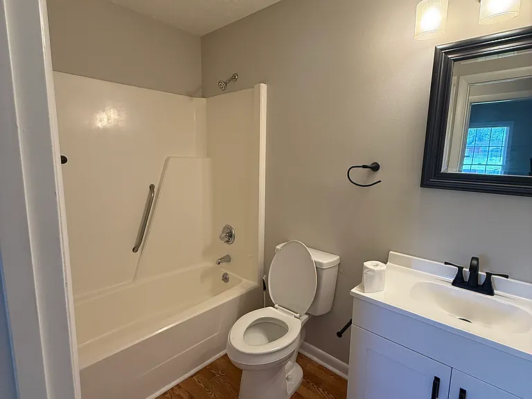 6708 Seaford Dr — Photo 6