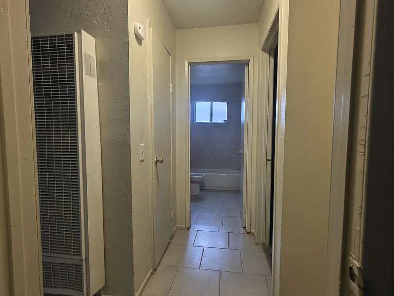 Orange St — Photo 10