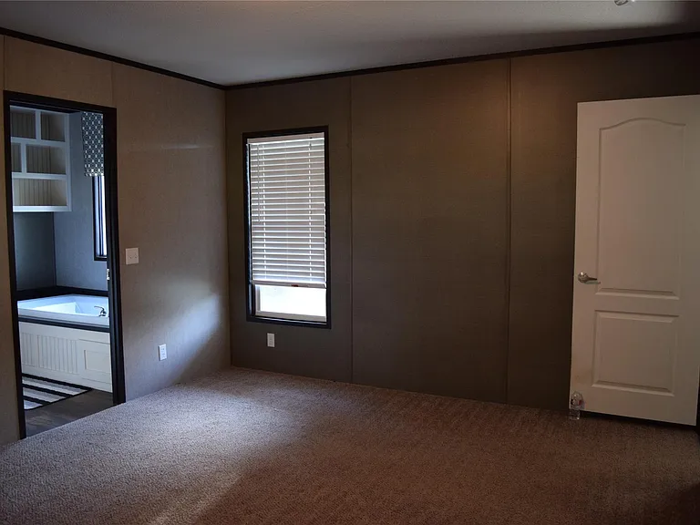 4798 Curry Rd — Photo 9