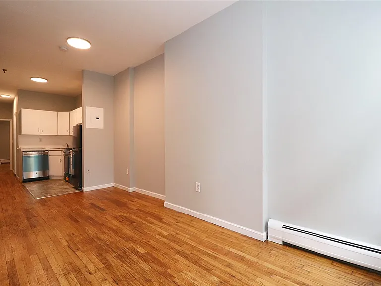 108 Adams St #4 — Photo 27