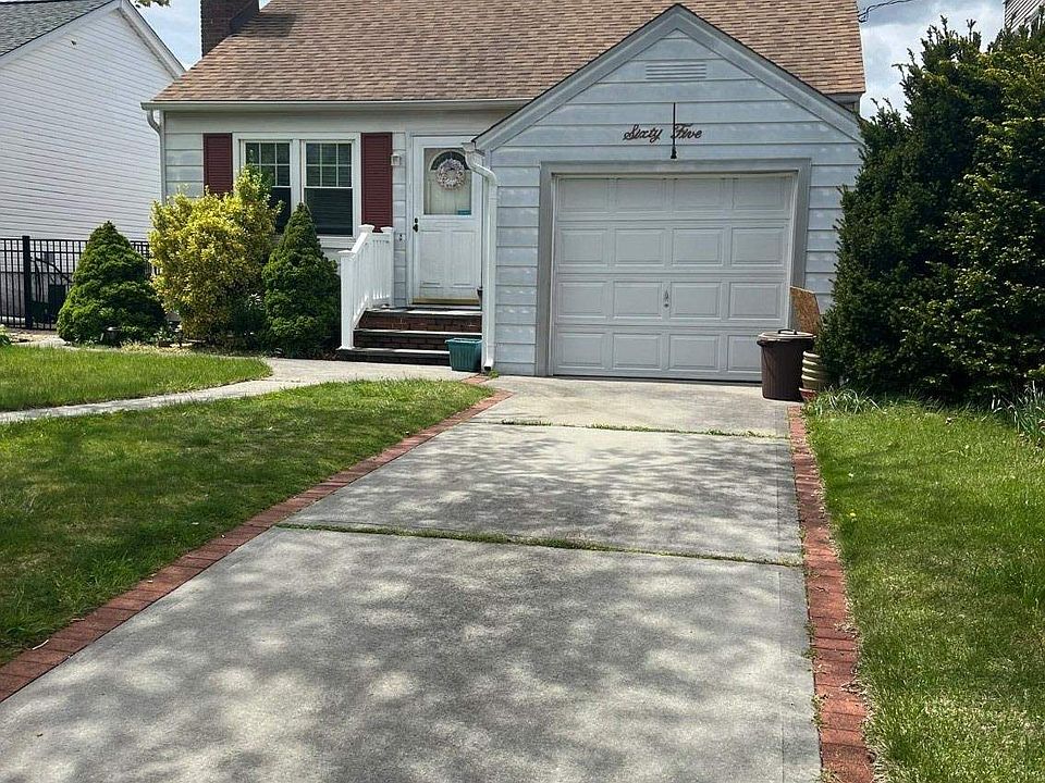 65 Biltmore Boulevard, Massapequa, NY 11758 Zillow