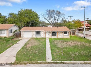 154 Parkview Dr, Universal City, TX 78148