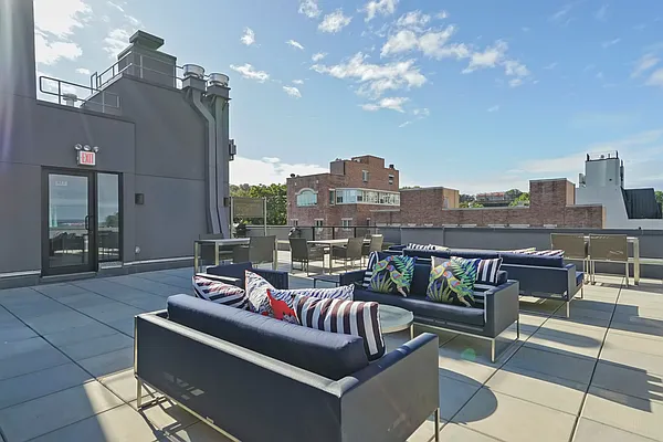 Rented by Daniel Gale Sotheby's International Realty | media 16
